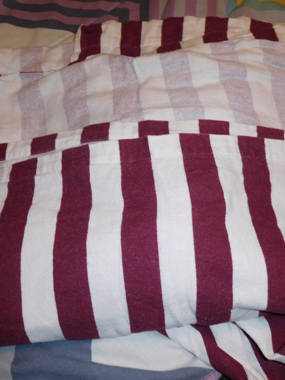 QUEEN 100% COTTON FLANNEL TOP SHEET BURGUNDY WHITE STRIPED